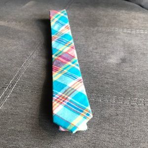 Men's plaid tie